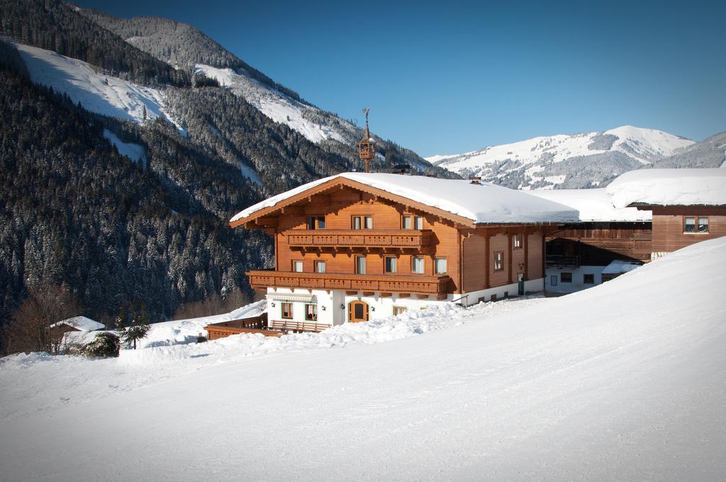 Ferienhof Woelflbauer Saalbach-Hinterglemm Exterior foto